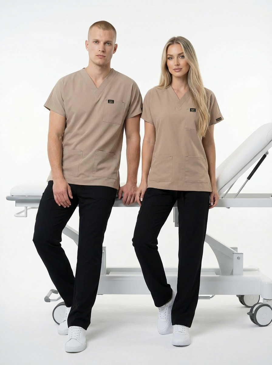 EDY BEJ ÜST SİYAH ALT KOMBİN